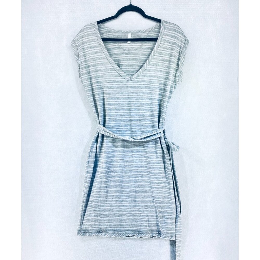 Icebreaker Merino Wool Dress Womens M Gray Stripe Mini Belted Preppy Tennis
